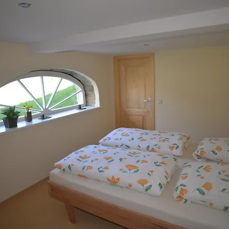 Apartment Flachshaeusl *
